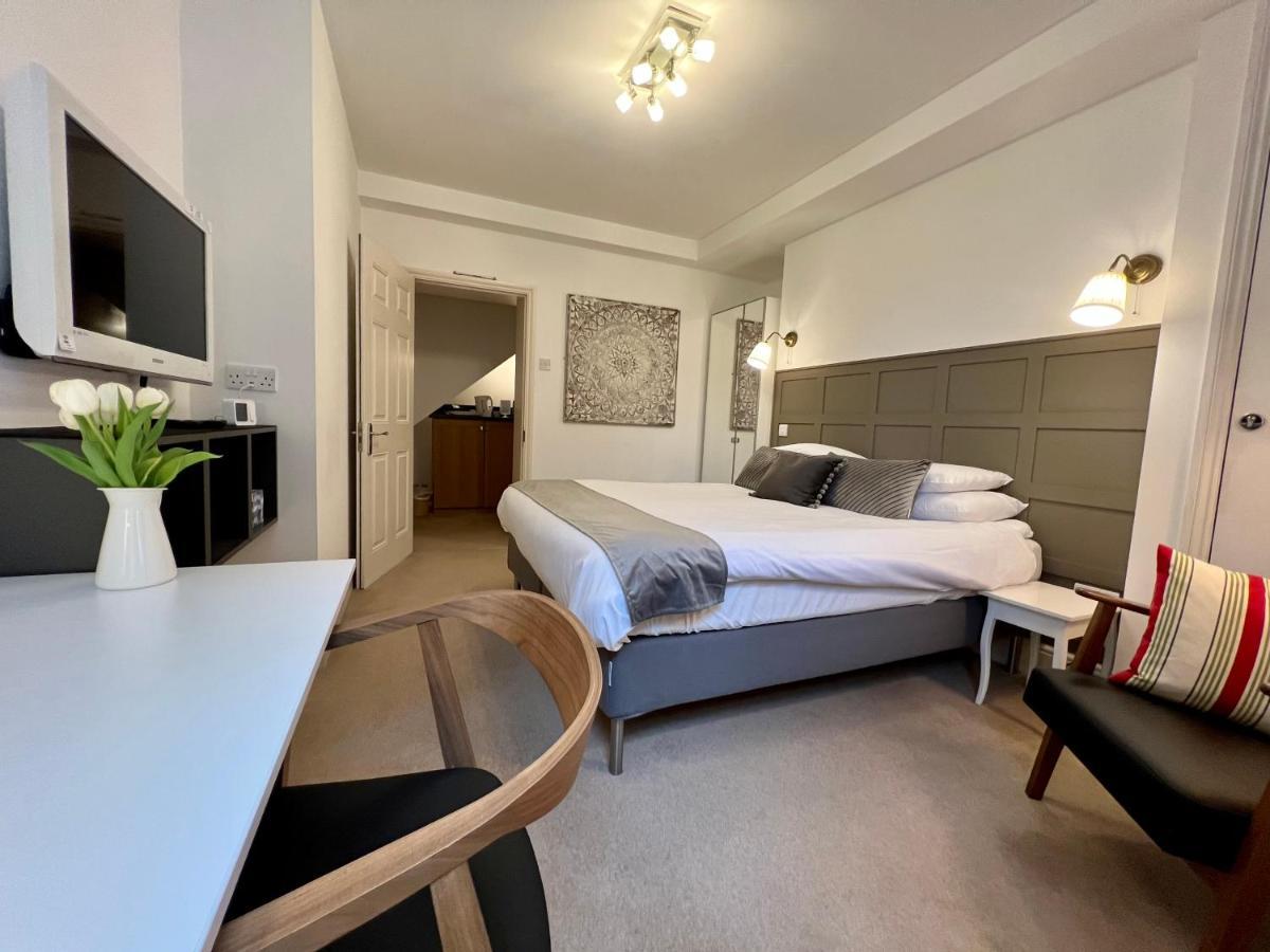 Ferndale Mews Bed & Breakfast บริสตอล ภายนอก รูปภาพ